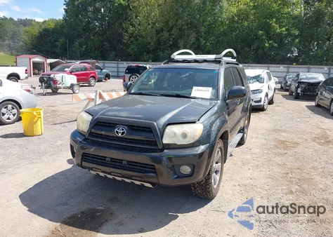 2007 Toyota 4Runner Limited V6 z USA, uszkodzony, nr VIN JTEBU17R570127632